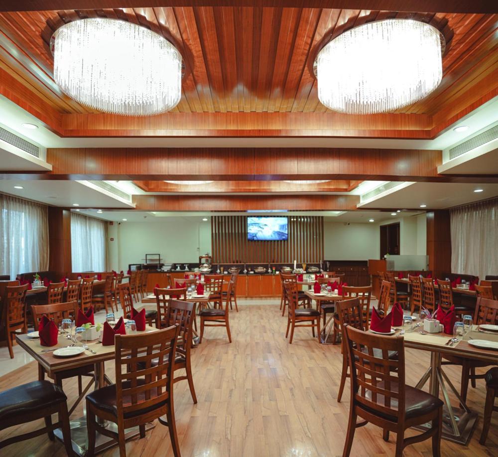 Ramee The Srinivas Palace بهوي المظهر الخارجي الصورة